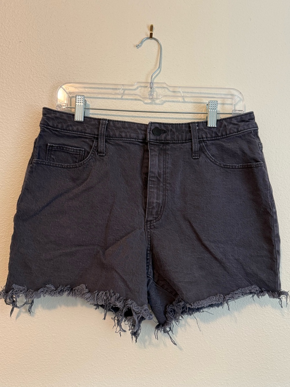 Black Frayed Hem Women’s Denim Shorts size 10/30